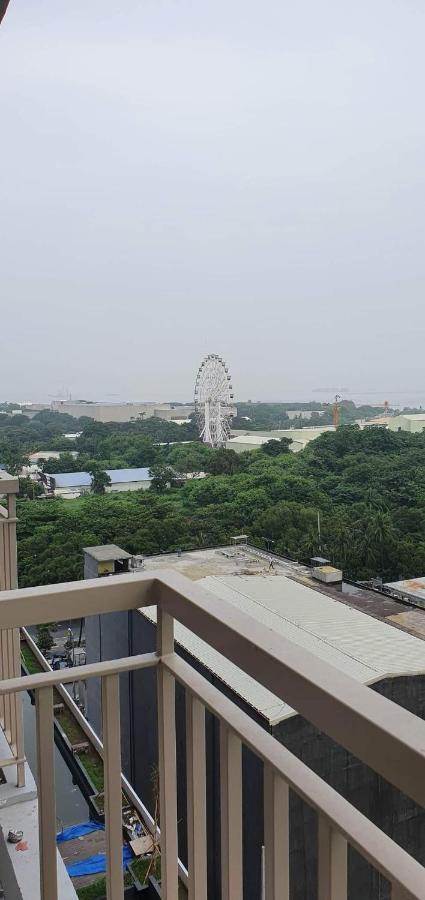 Schoenes Apartment Mit Pool-Nutzung Manila Bagian luar foto