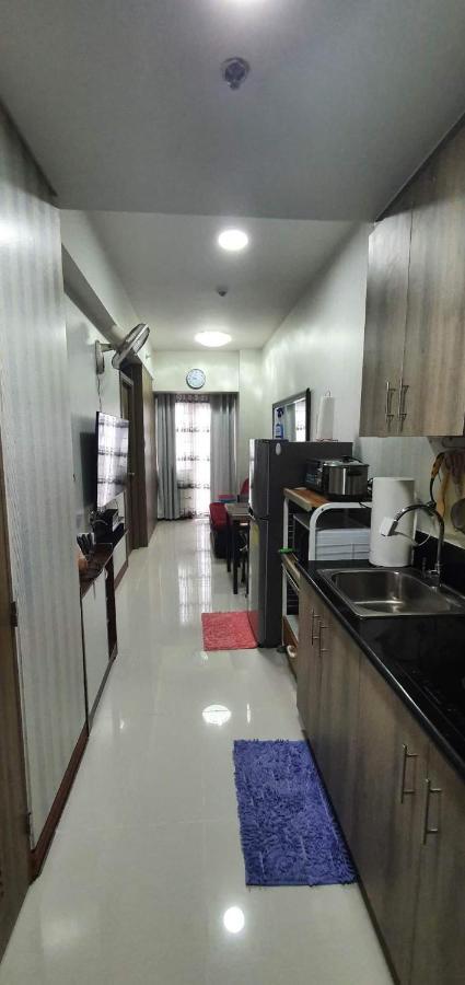 Schoenes Apartment Mit Pool-Nutzung Manila Bagian luar foto
