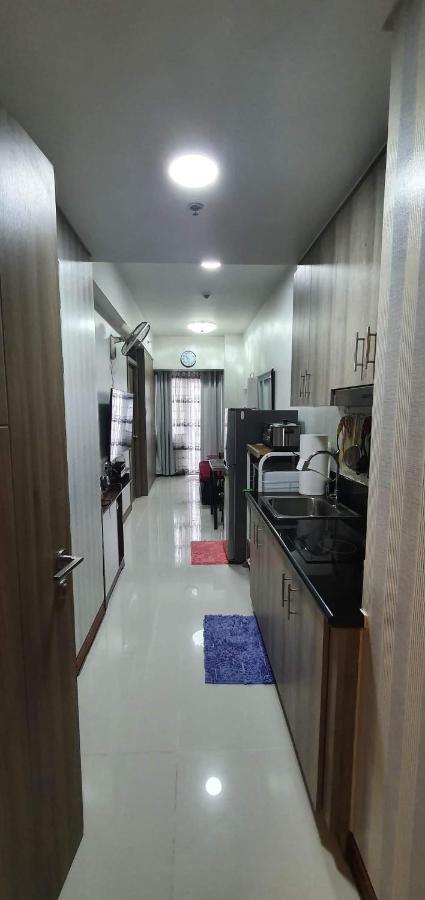 Schoenes Apartment Mit Pool-Nutzung Manila Bagian luar foto